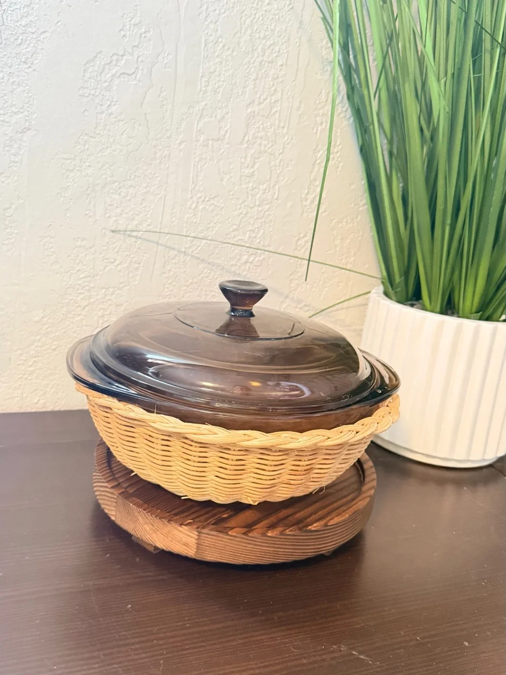 Vintage Pyrex Fireside Naturals Amber 1.5 Qt Casserole Dish with Basket